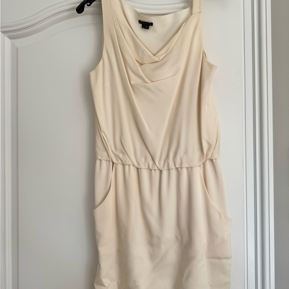 Elegant Cream Sleeveless Dress